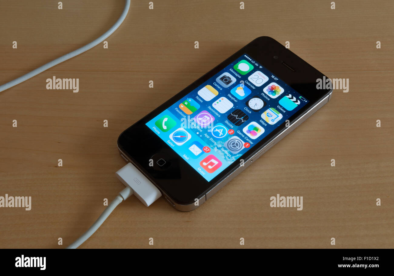 iPhone 4s charging Stock Photo - Alamy