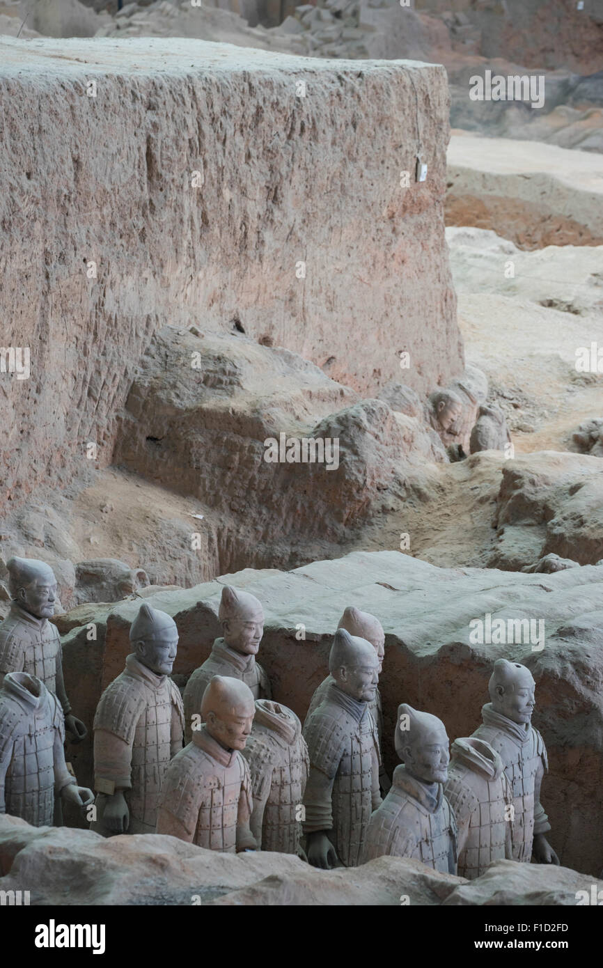 Terracotta warriors depicting the armies of Qin Shi Huang, the first ...