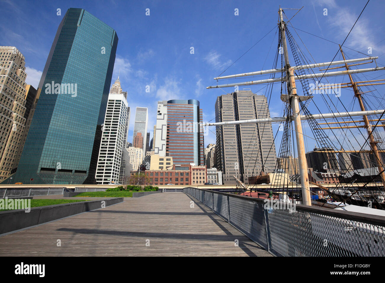 East River Esplanade Pier 15 New York City Stock Photo Alamy