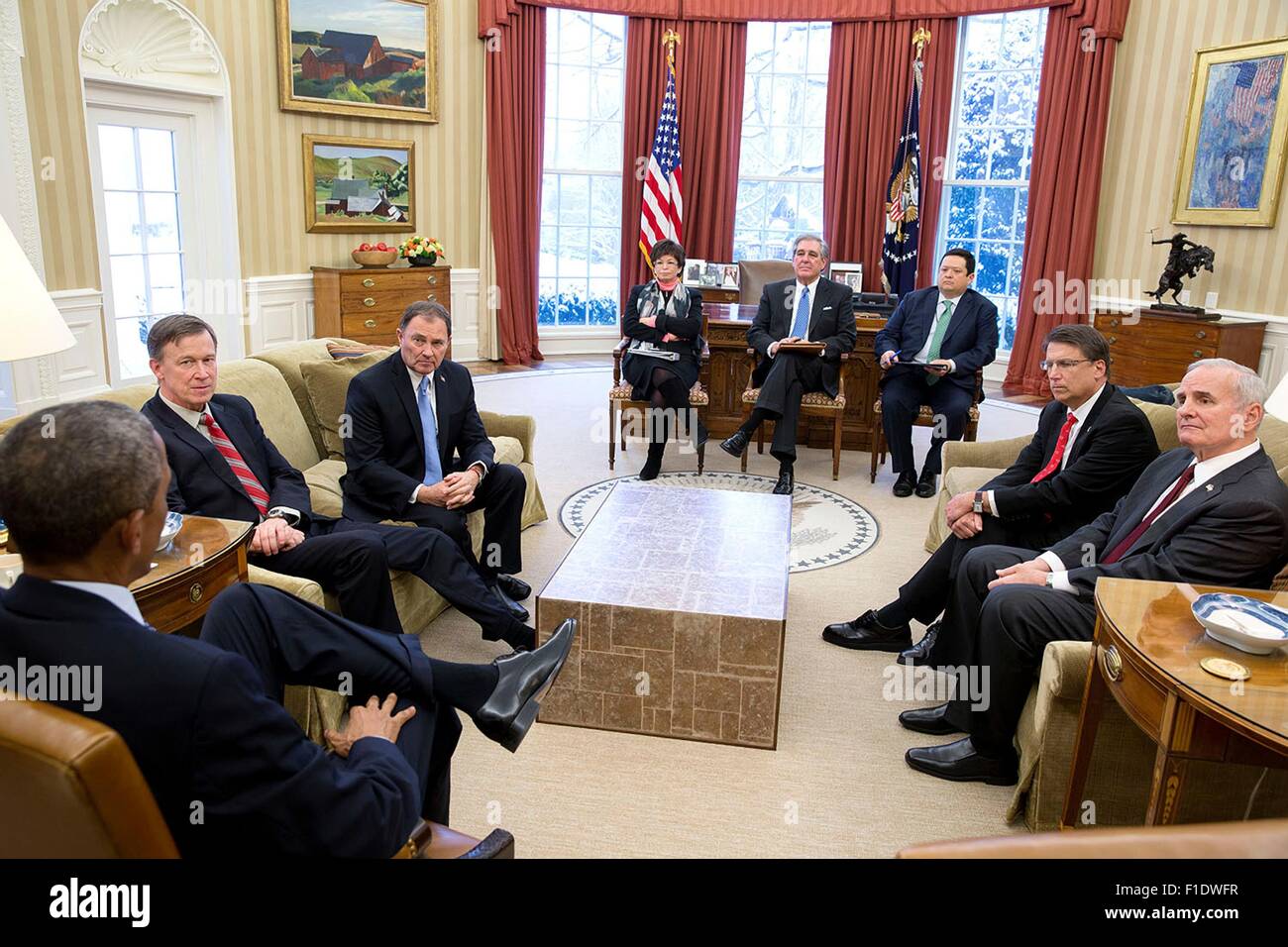 U.S. President Barack Obama meets with the National Governors ...