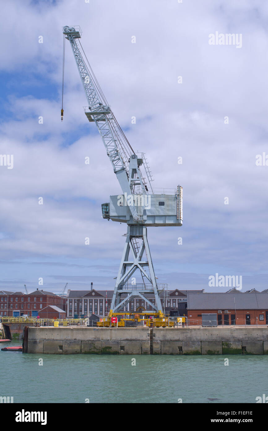 Dock yard Crane, Portsmouth Historic Dockyard UK Stock Photo Alamy
