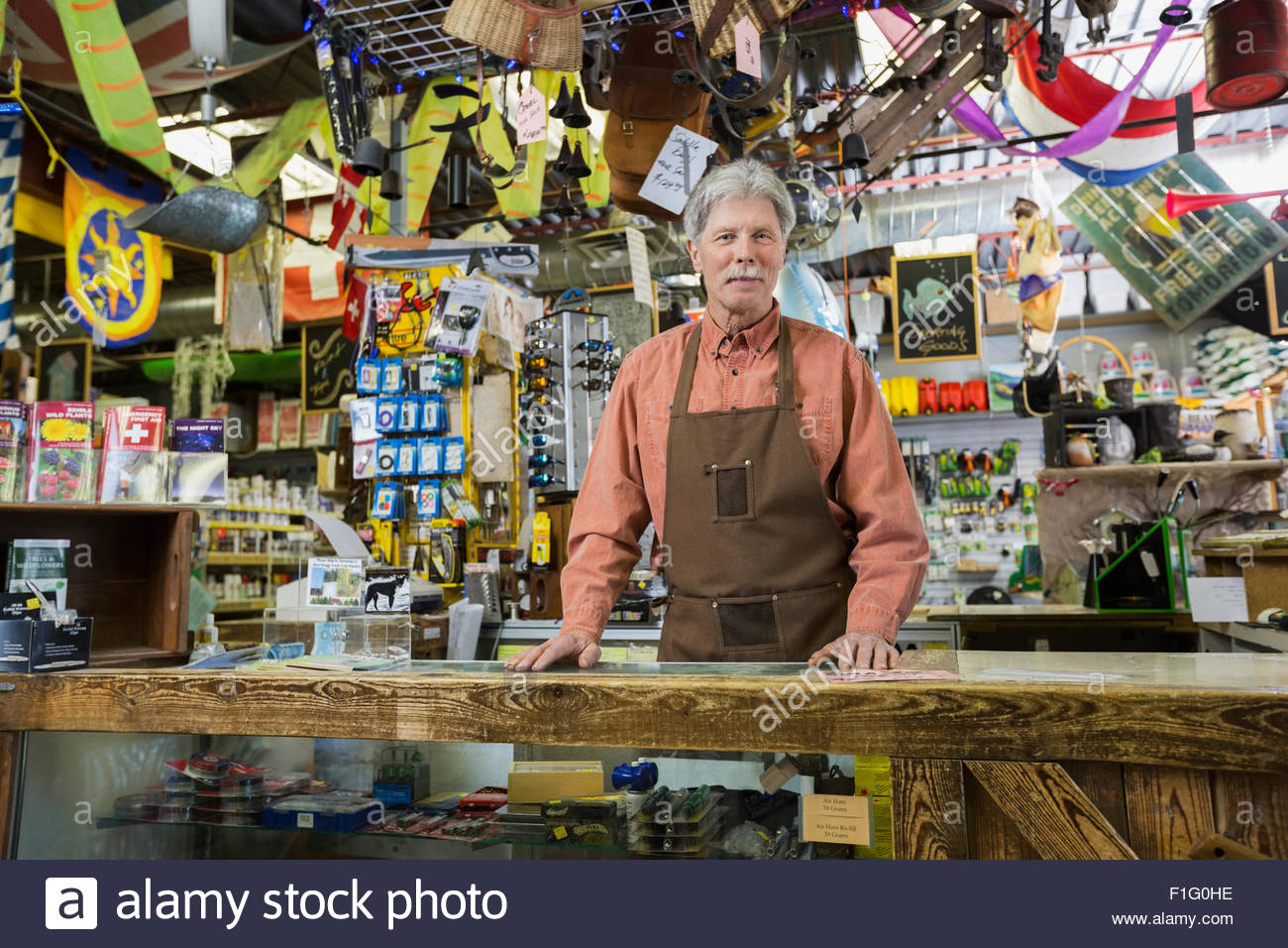 Hardware Counter Stock Photos & Hardware Counter Stock Images Alamy