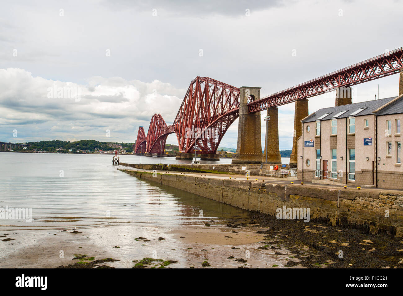 Firth of Forth Road Bridge, Queensferry Scotland.  Second longest cantilever bridge in the world Stock Photo