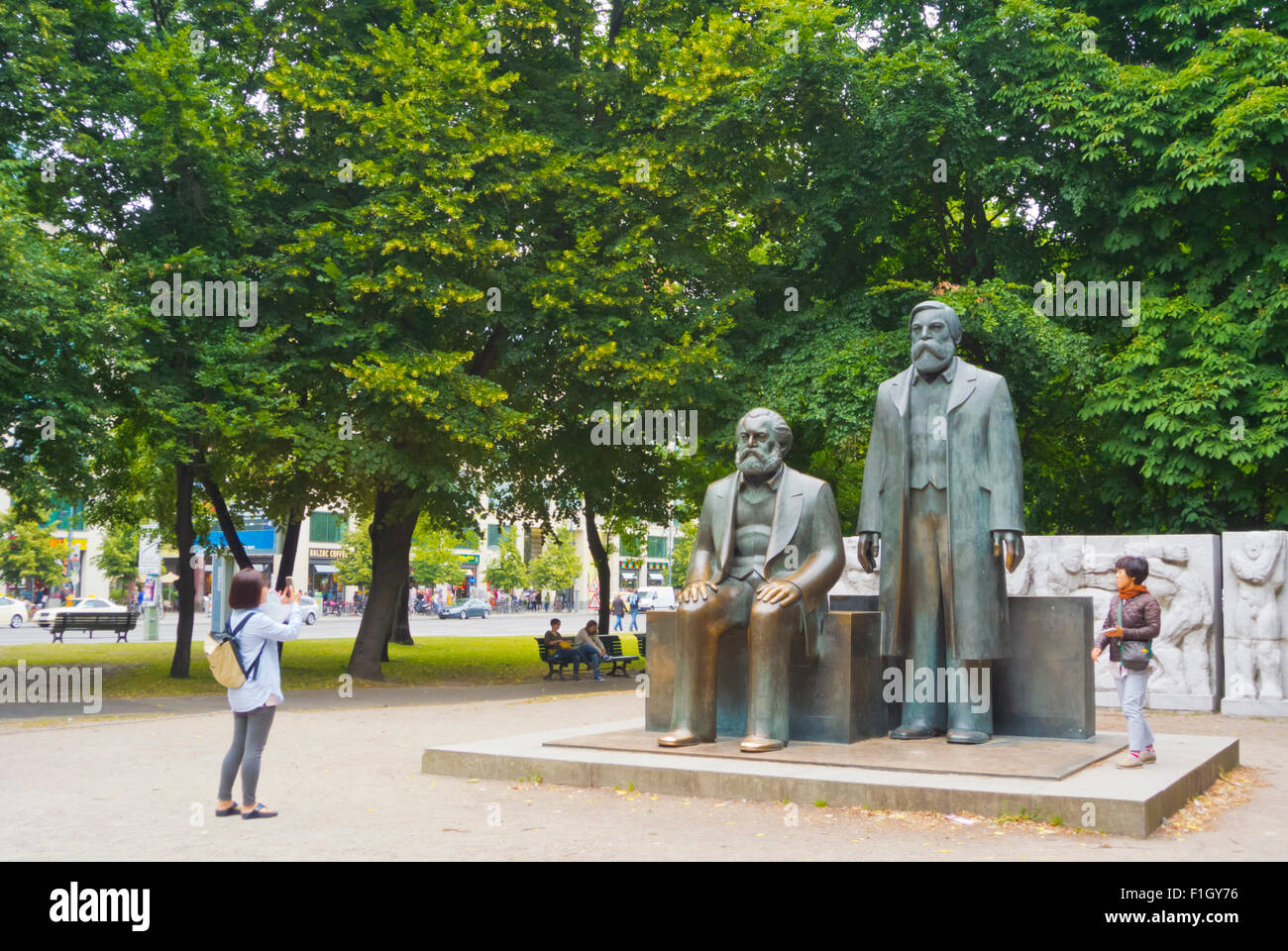 Statues of Karl Marx and Friedrich Engels, Marx-Engels-Forum, Mitte, Berlin, Germany Stock Photo