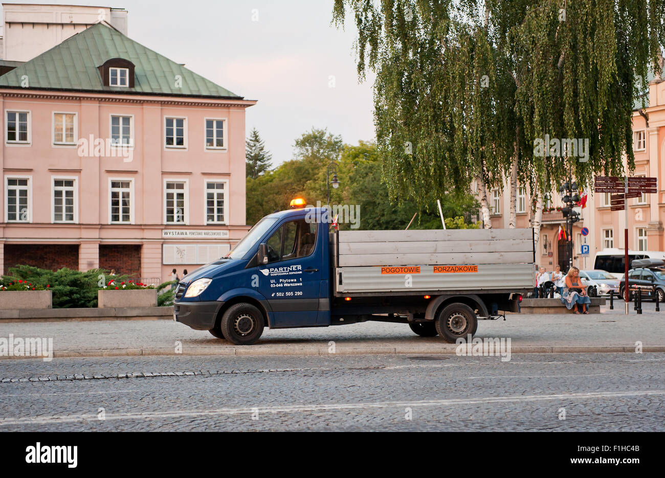Cleaning service team service hi res stock photography and images Alamy