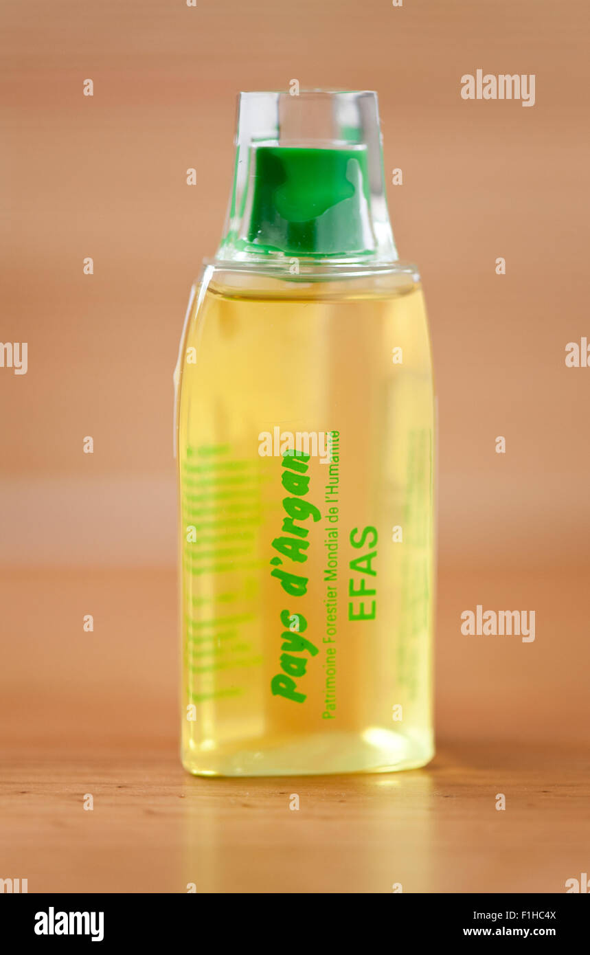 Hair conditioner bottle hires stock photography and images Alamy