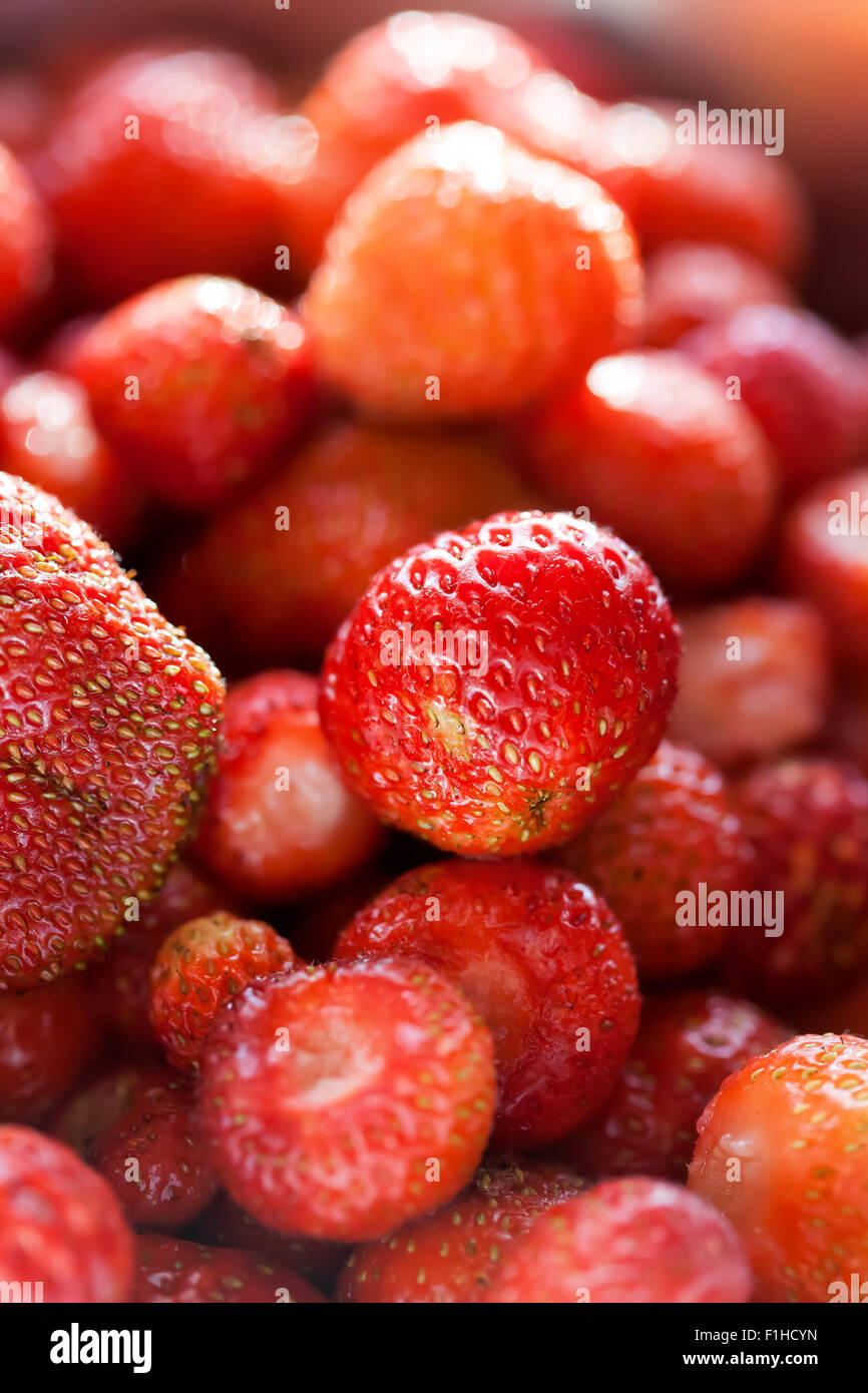 Fresh ripe strawberry, food frame background Stock Photo - Alamy