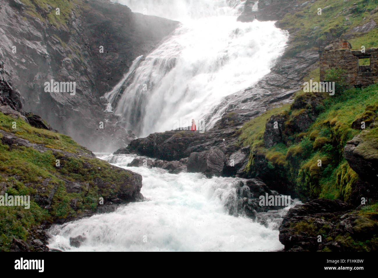Impressionen - Elfe, Wasserfall, Fjord, Norwegen. Stock Photo