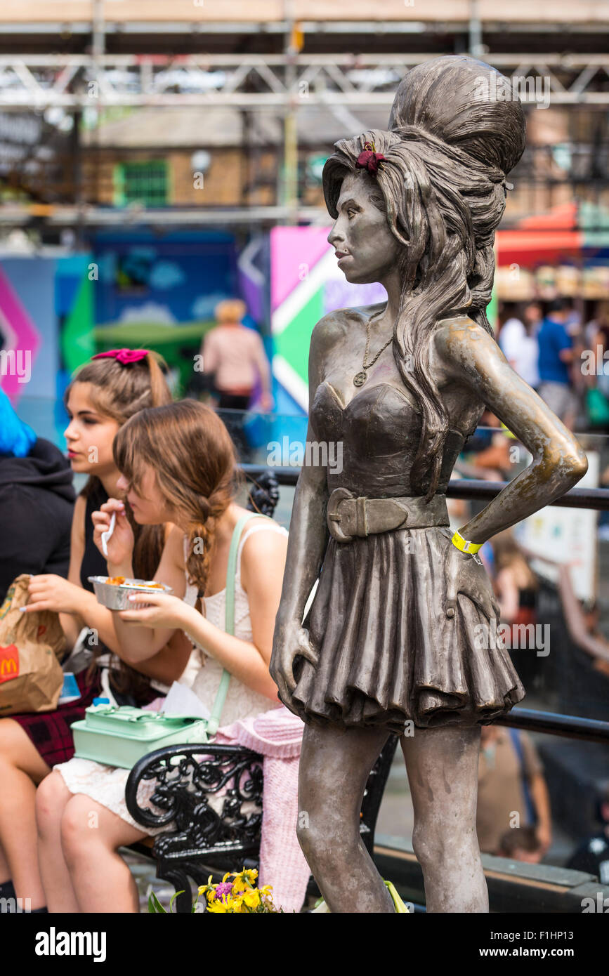 London , Camden Town , statue sculpture bronze memorial Grammy award winning local singer song writer Amy Winehouse 1983 - 2011 Stock Photo