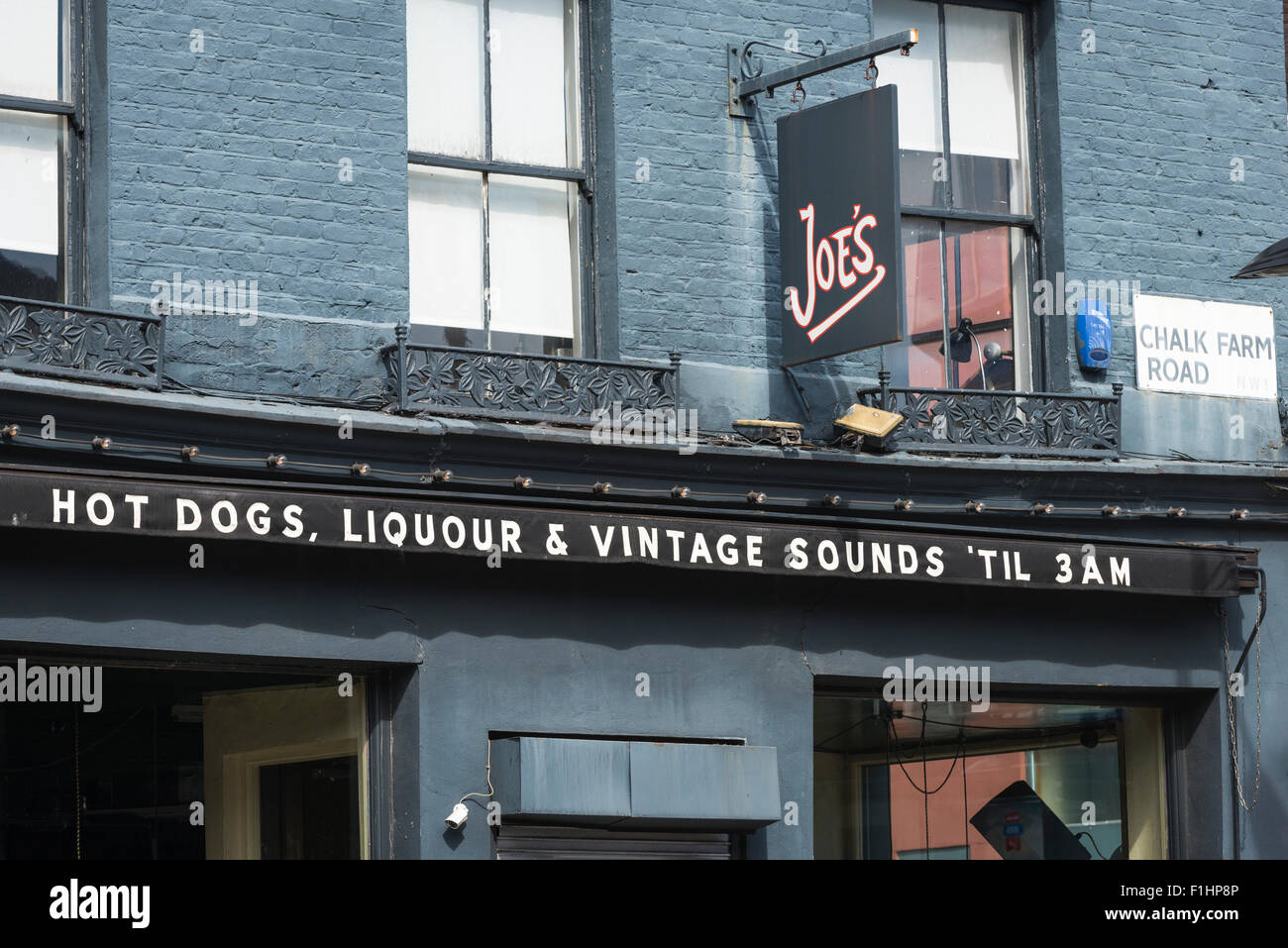 London , Chalk Farm , Camden Town , Joe's 50's pub bar rock & roll