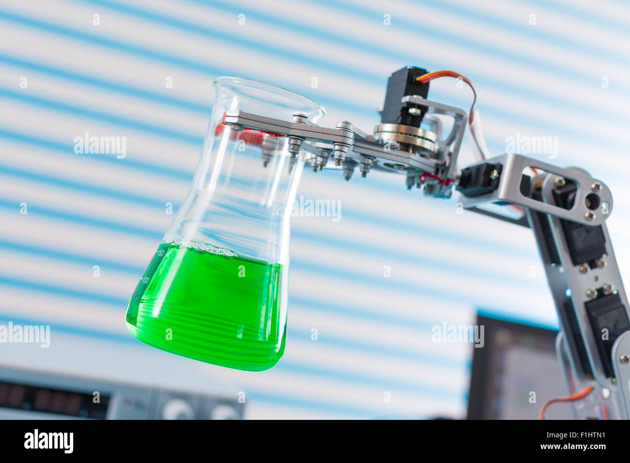 Chemical industrial robot hi-res stock photography and images - Alamy