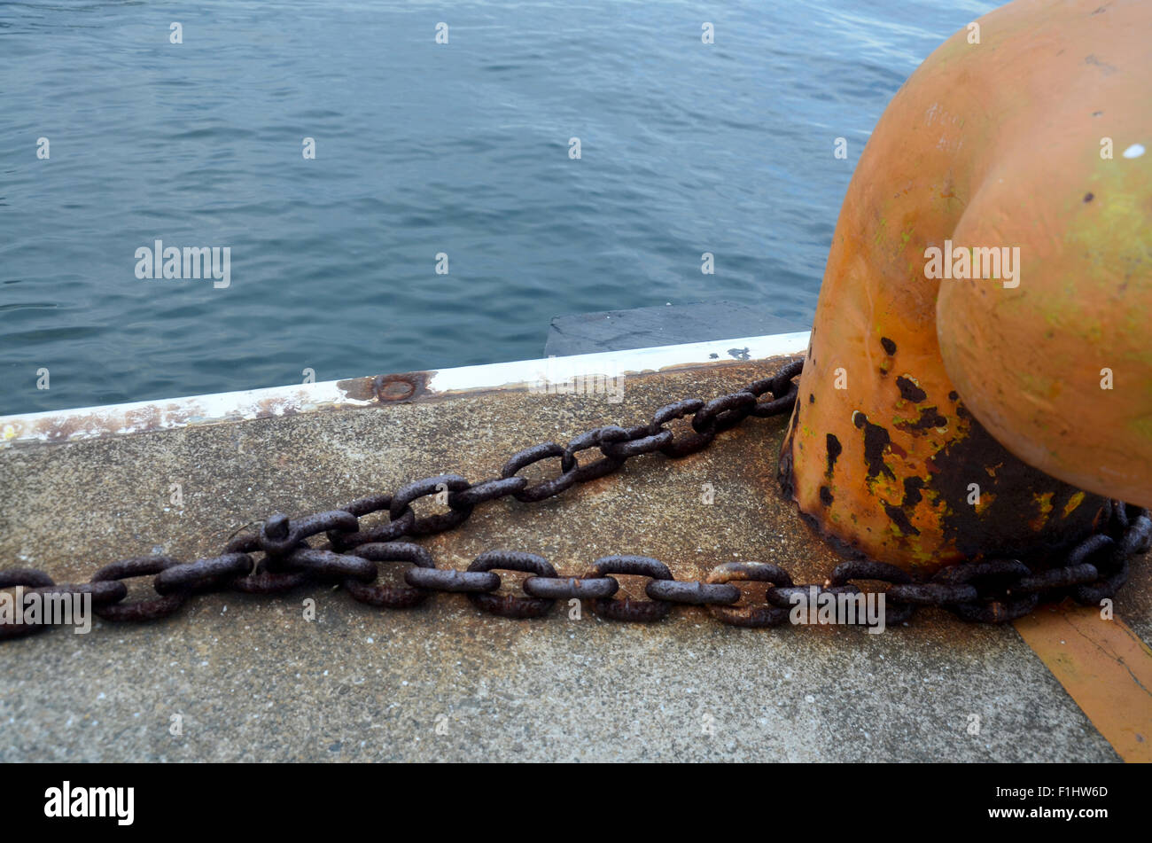 Rust on steel chains at Kobe Harbour Stock Photo - Alamy