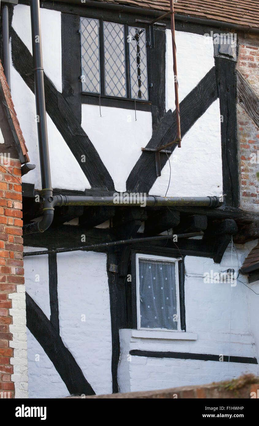 Half timber buildings hi-res stock photography and images - Alamy