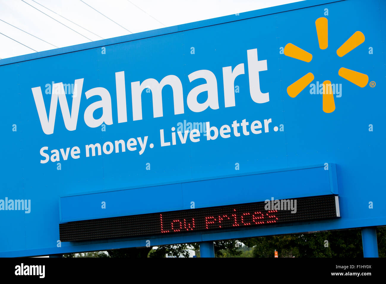 Walmart home office hires stock photography and images Alamy