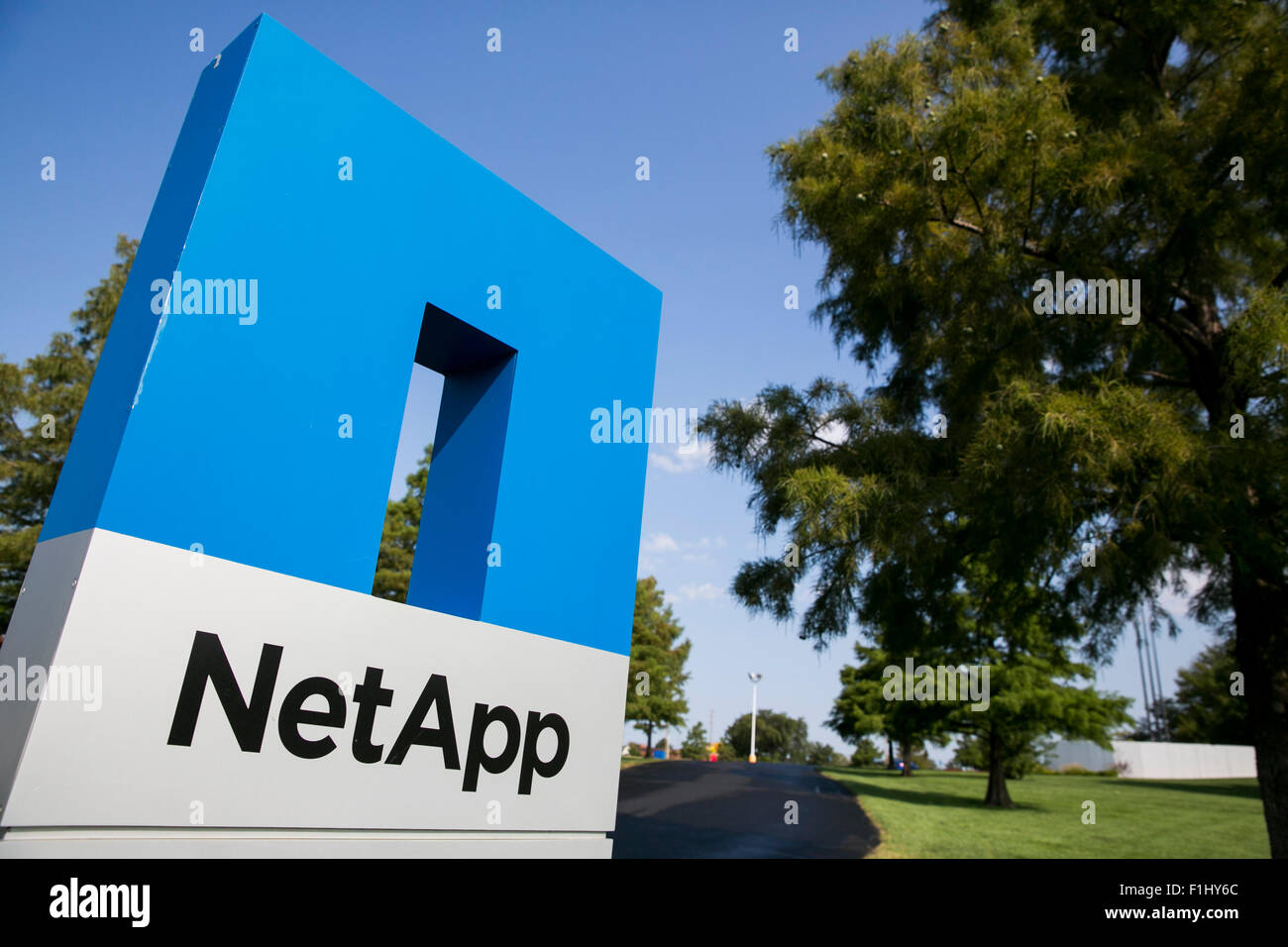 A logo sign outside of a facility occupied by NetApp, Inc., in Wichita, Kansas, on August 22, 2015. Stock Photo