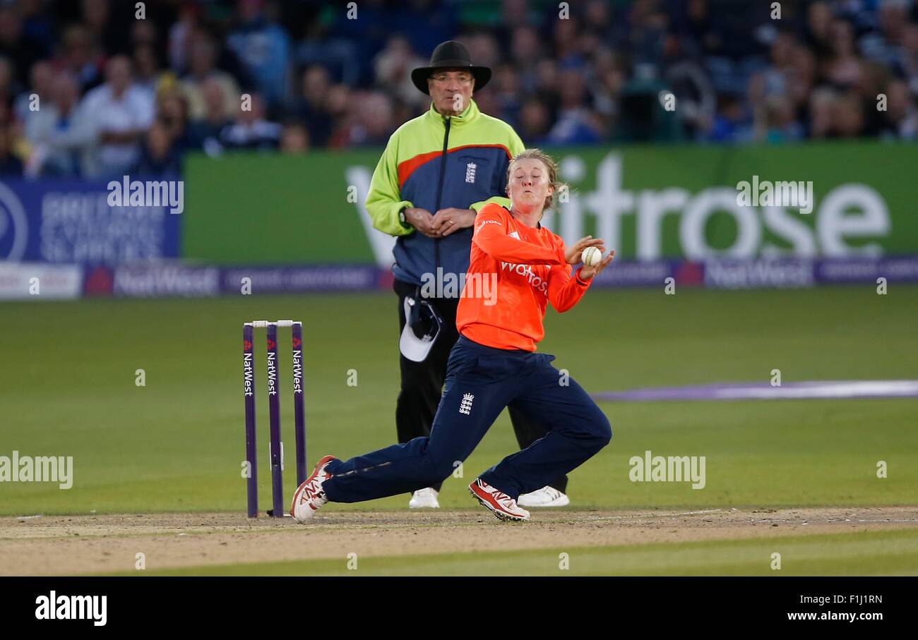 England’s Rebecca Grundy catches Alex Blackwell off her own bowling during the Women’s Ashes NatWest T20I match between England and Australia at The Brightonand hovejobs.com County Ground in Brighton & Hove. August 28, 2015. James Boardman / Telephoto Images +44 7967 642437 Stock Photo