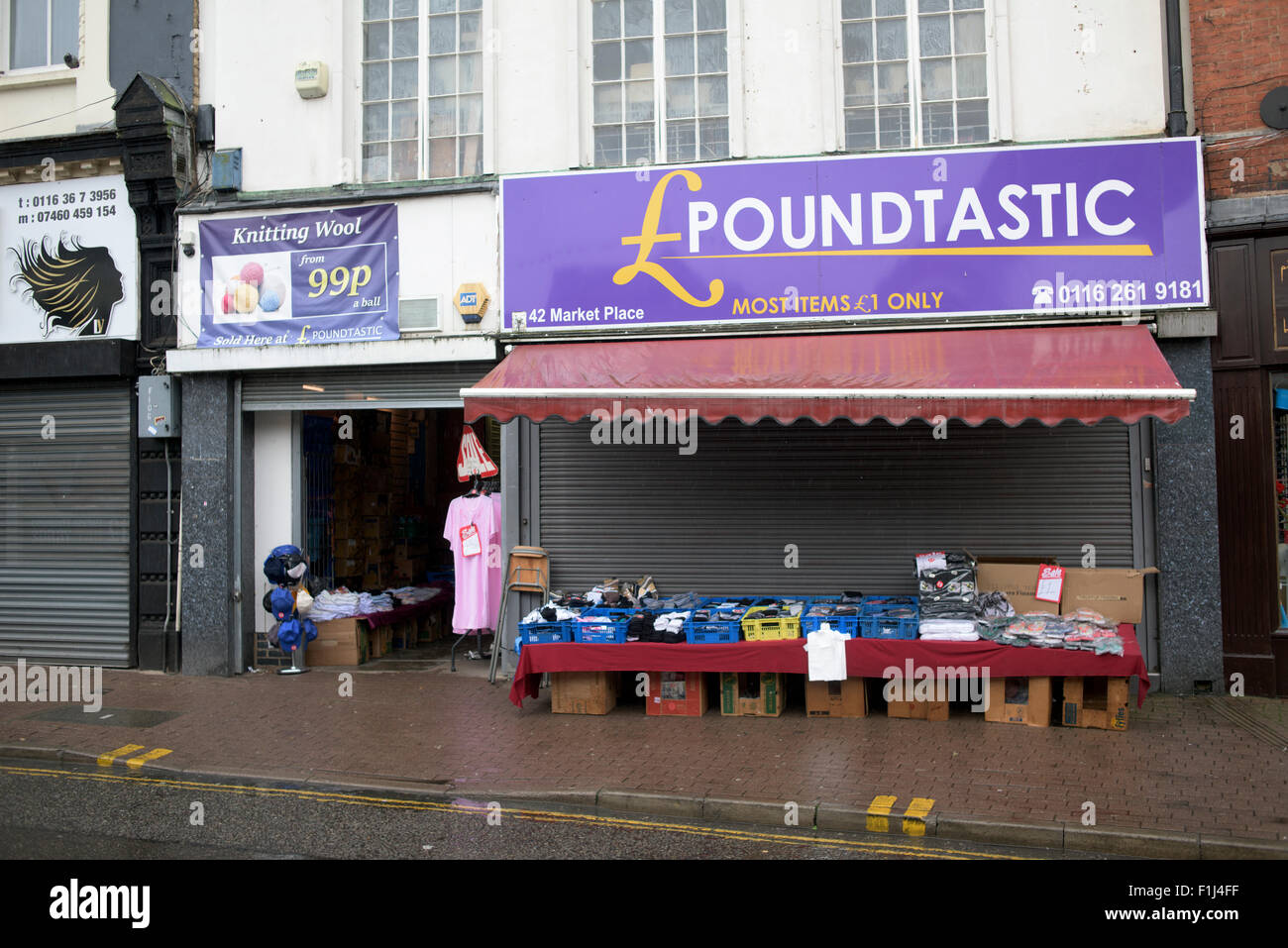 Poundtastic Discount Store Leicester Stock Photo Alamy