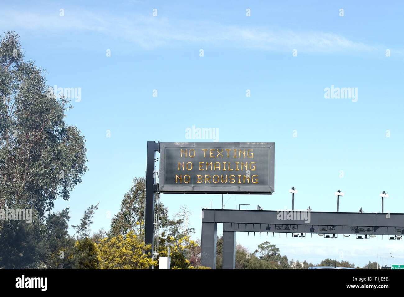 No texting, no emailing, no browsing reminder on Melbourne Freeway Stock Photo