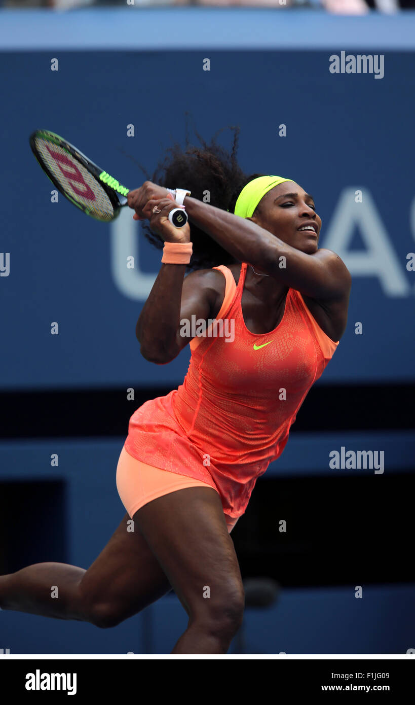 Serena williams action shots hi-res stock photography and images - Alamy