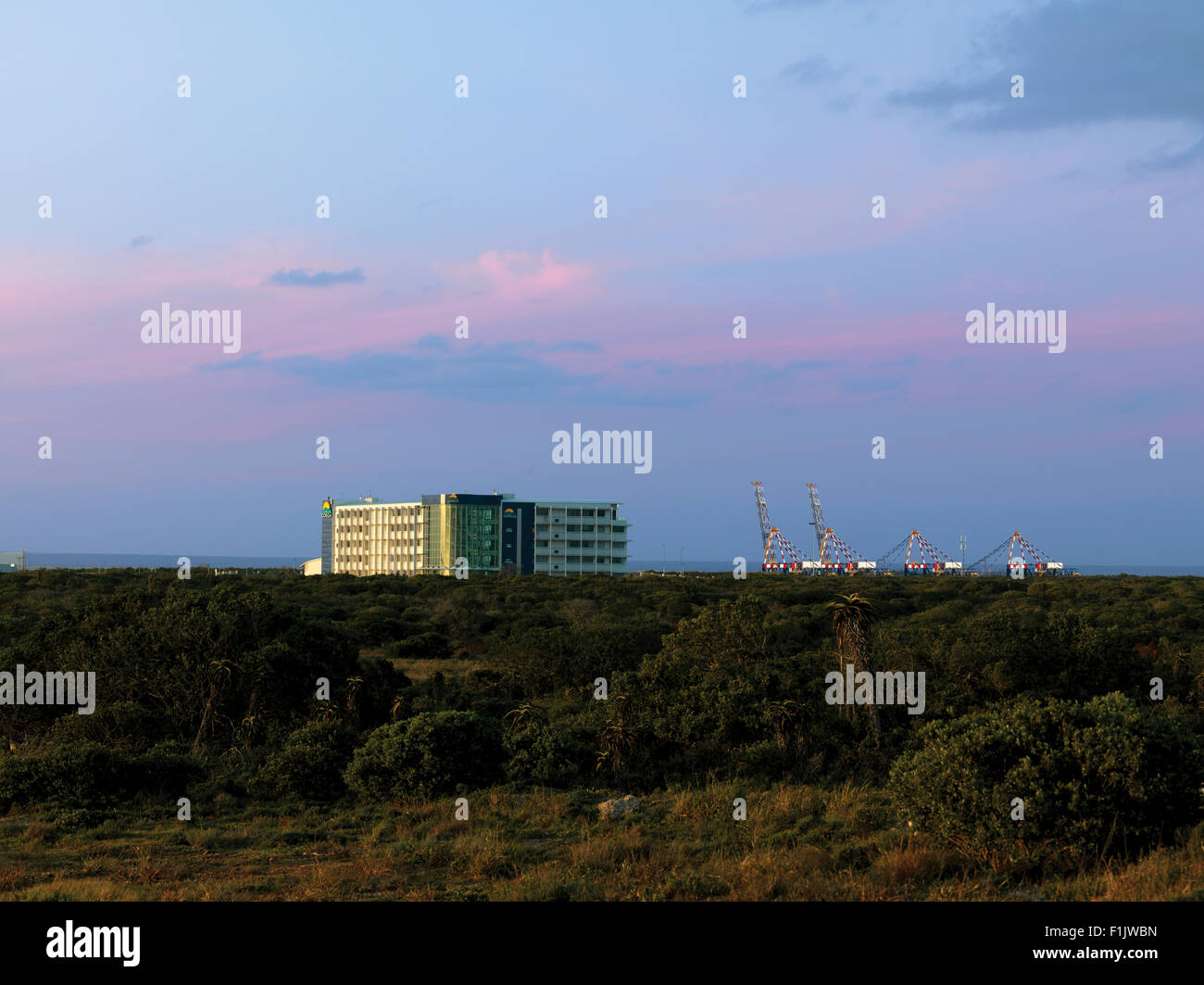 Port elizabeth harbour africa hi-res stock photography and images - Alamy