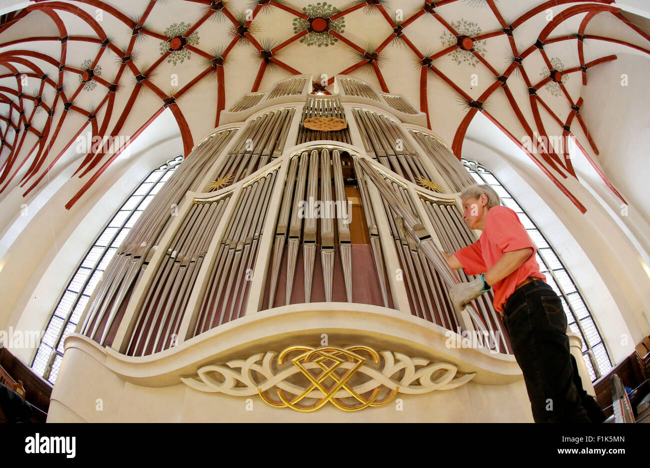 Cleaning the church hi-res stock photography and images - Alamy