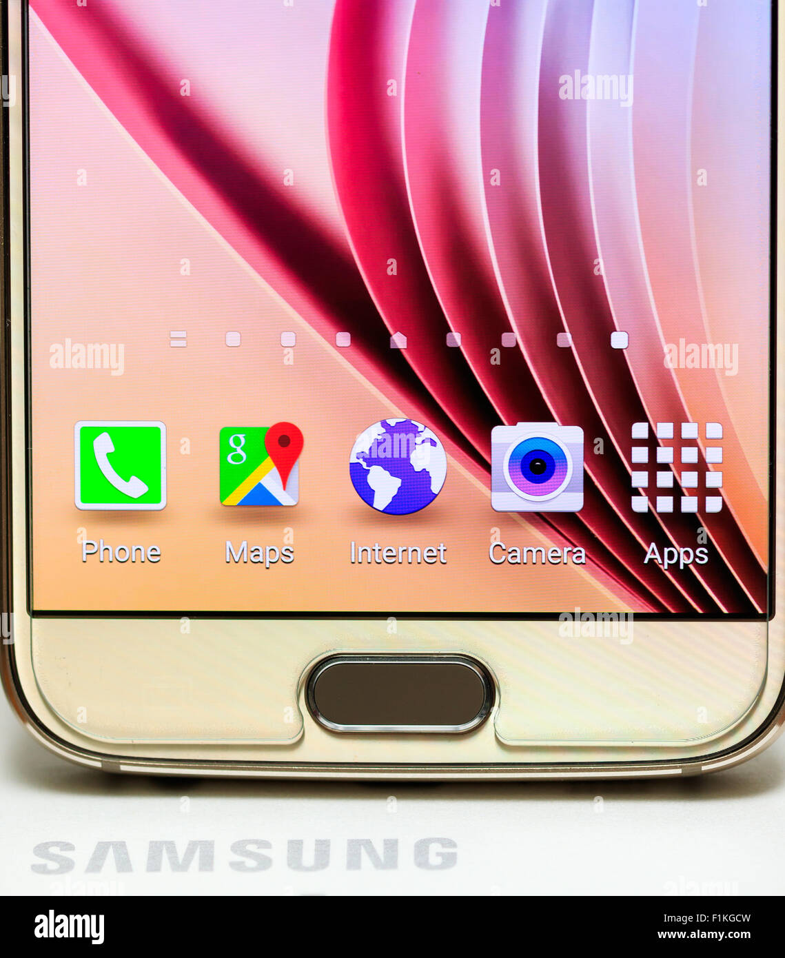 Bottom main button of Samsung Galaxy S6 gold platinum 64 gb edition Stock  Photo - Alamy
