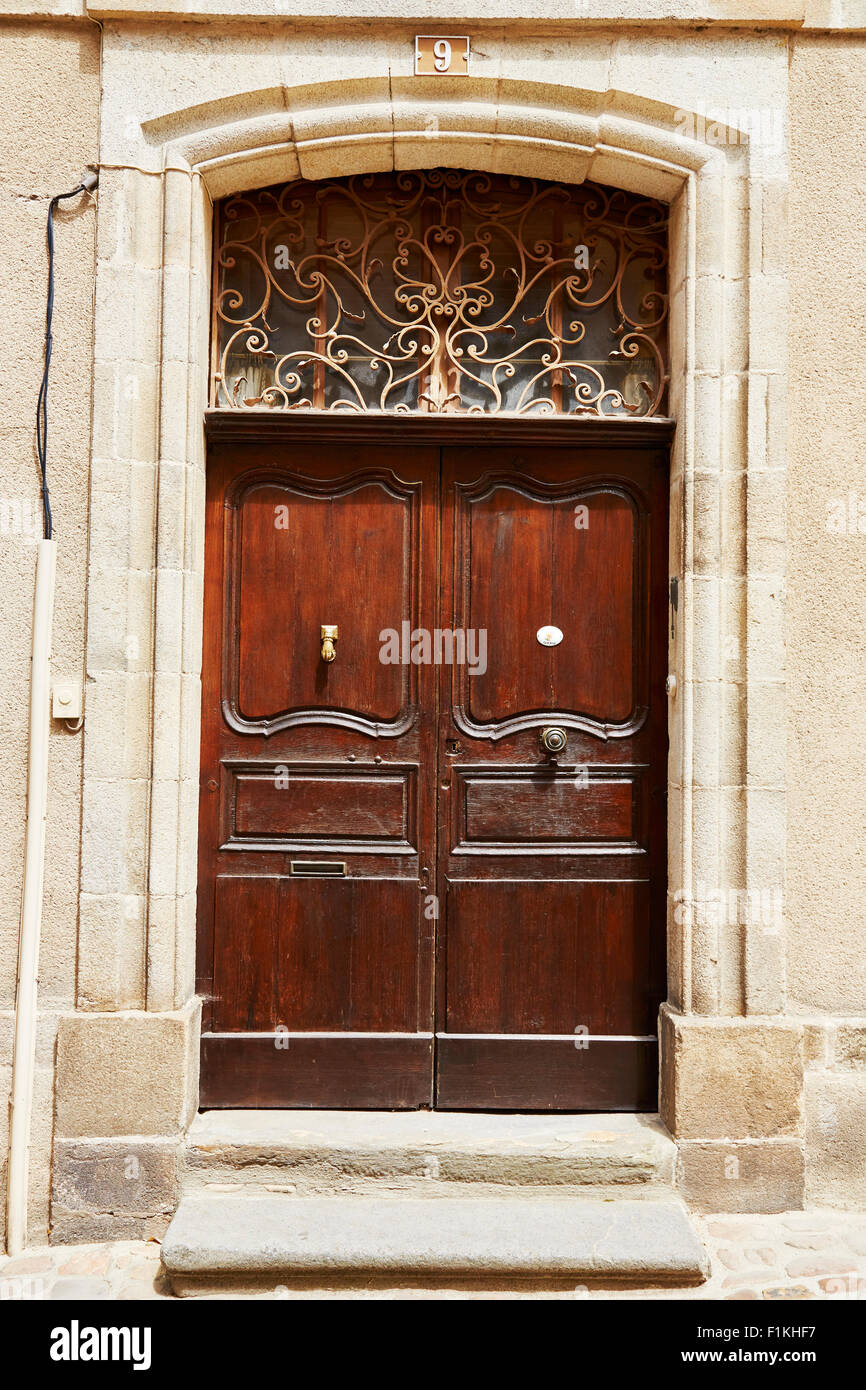 Old French wooden door in Saint-Yrieix-la-Perche, Haute-Vienne ...