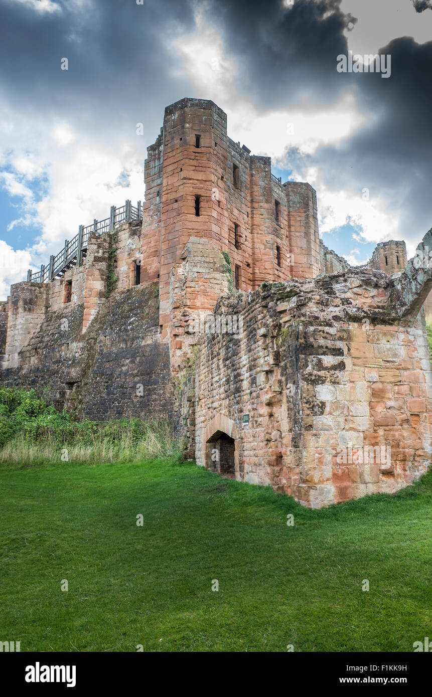 Building Kenilworth Castle on Minecraft