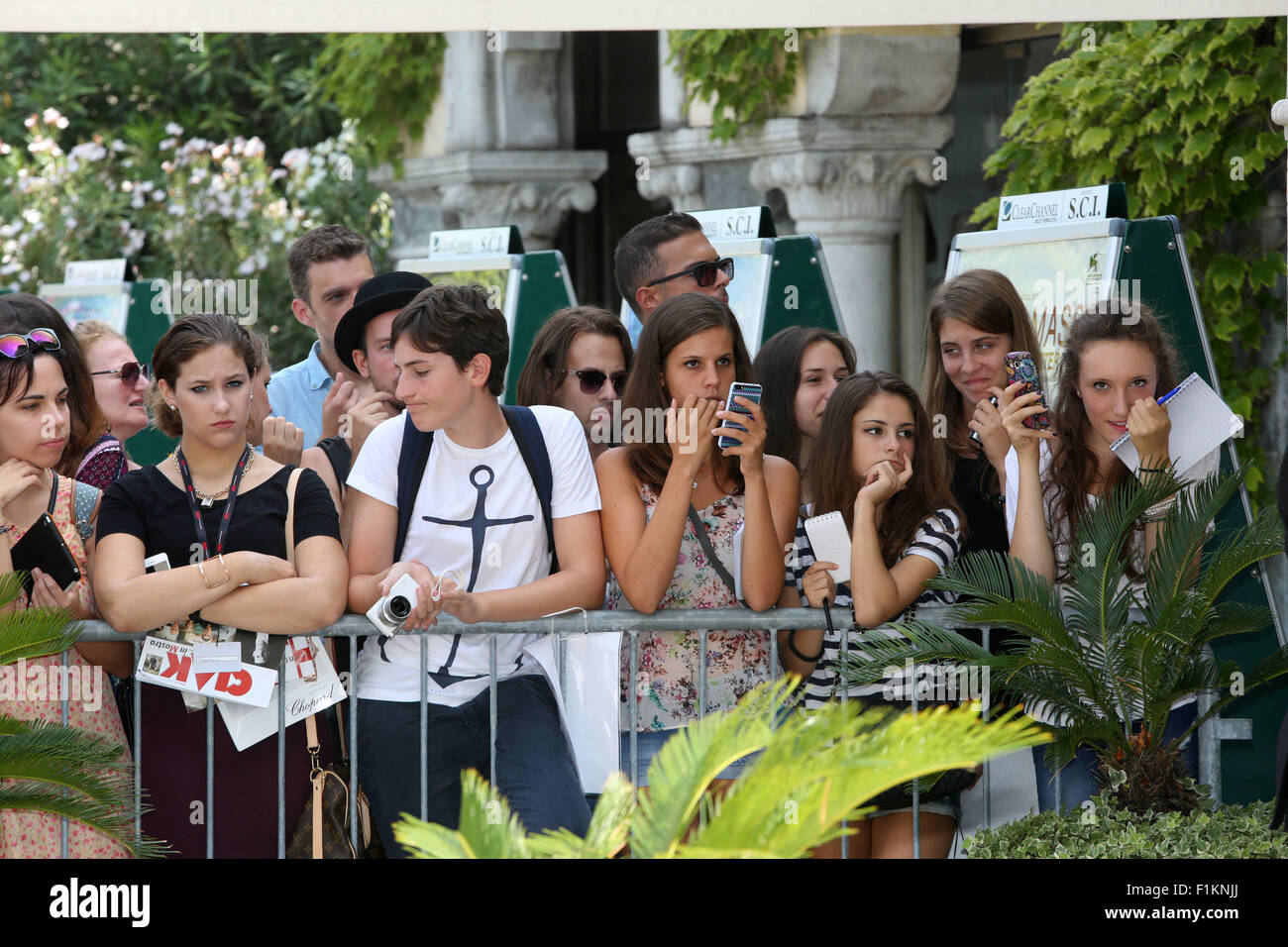 Venice, Italy. 3rd September, 2015. Fans waiting celebrity at Excelsior Hotel during the 72th Venice Film Festival on 03 September, 2015 in Venice Credit:  Andrea Spinelli/Alamy Live News Stock Photo