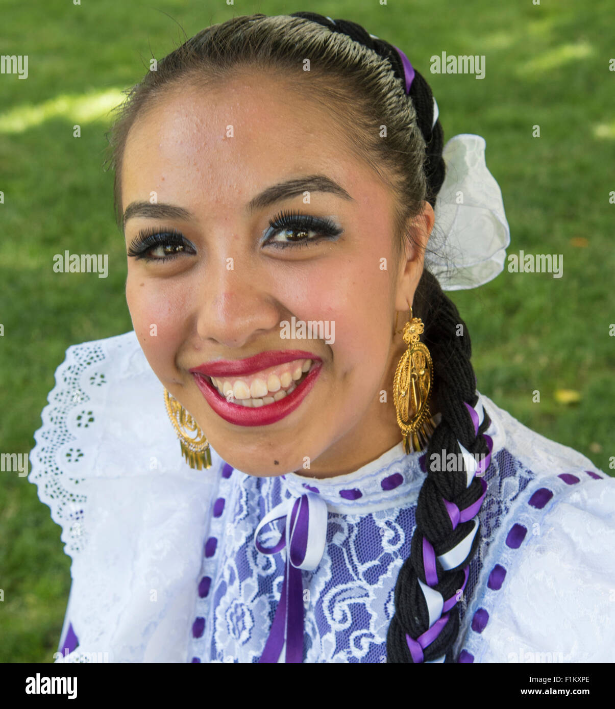 People, Close-up of The Traditional Mexican dancer dressed in beautiful costumes. Global World Festival, Boise, Idaho, USA Stock Photo