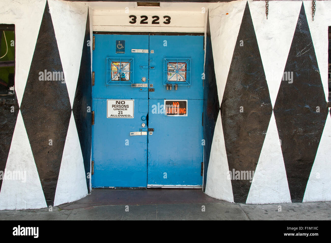 The street front of The Knockout Bar on Mission Street in Bernal