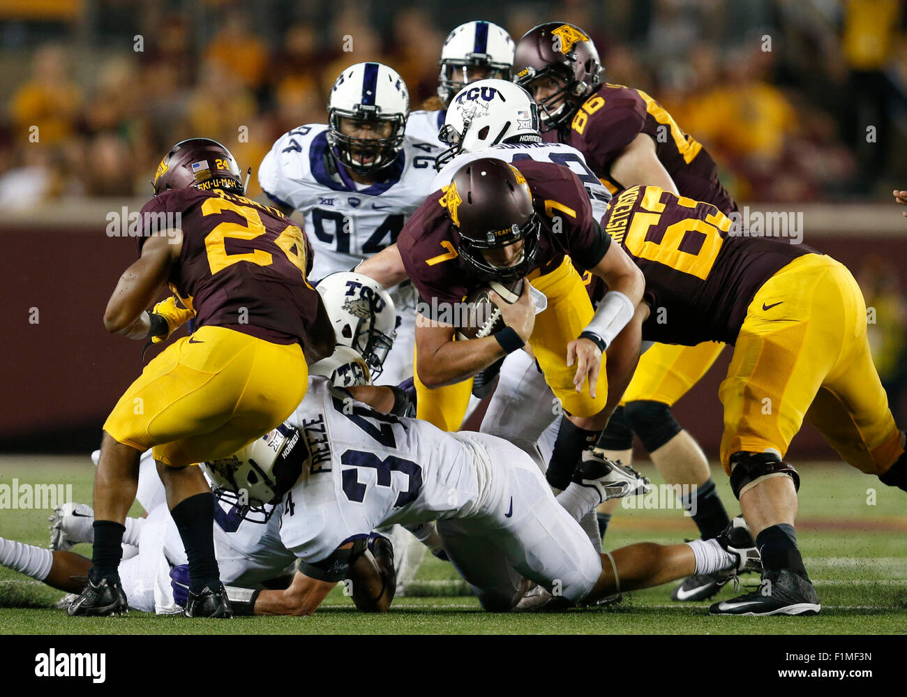 September 3, 2015 Minnesota Golden Gophers quarterback Mitch Leidner
