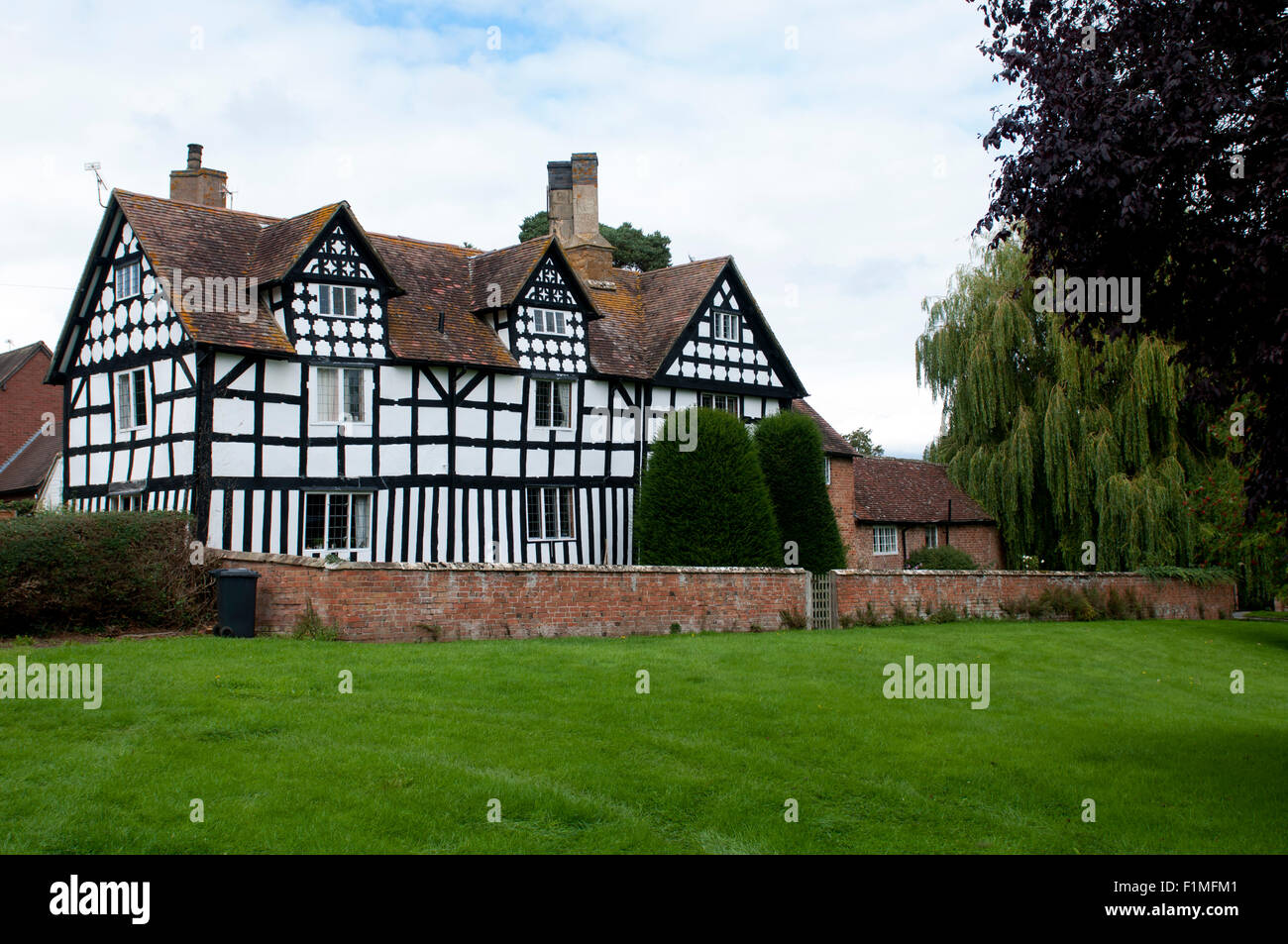 PrestononStour village, Warwickshire, England, UK Stock Photo Alamy