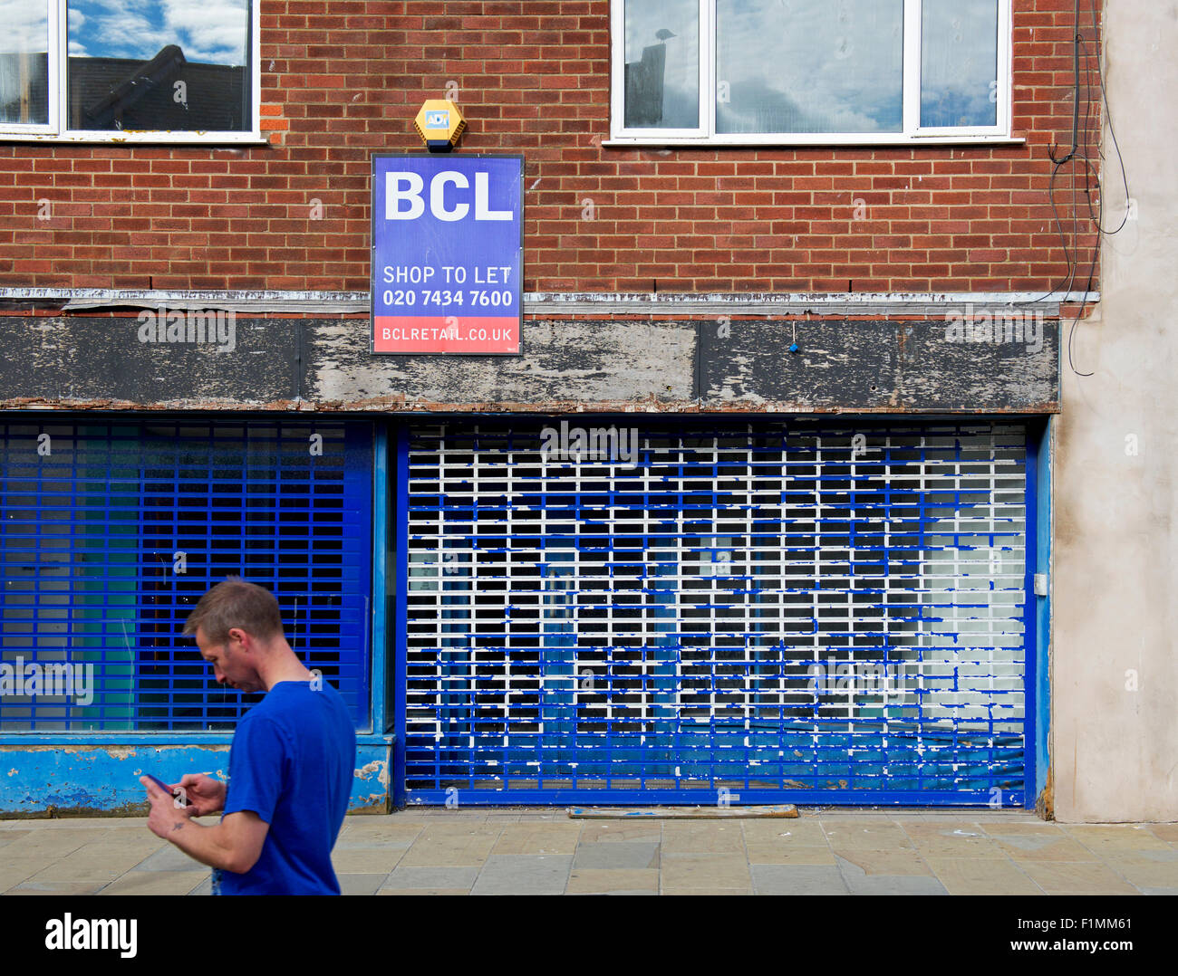 Empty shop to let in Barrow-in-Furness, Cumbria, England UK Stock Photo