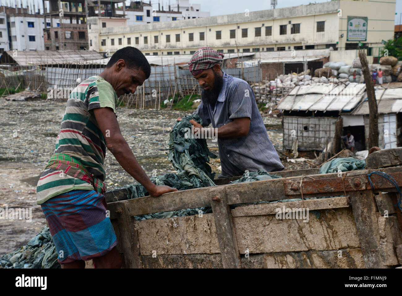 Bangladeshi day labors works in toxic polluted environment in the