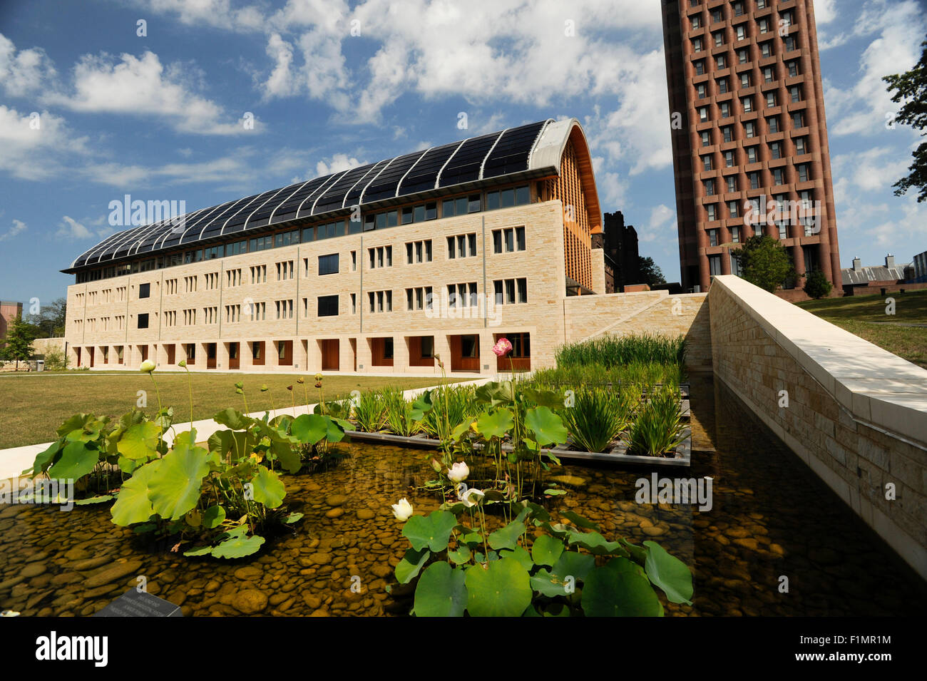 Kroon Hall, Yale School of Forestry & Environmental Studies. New Haven