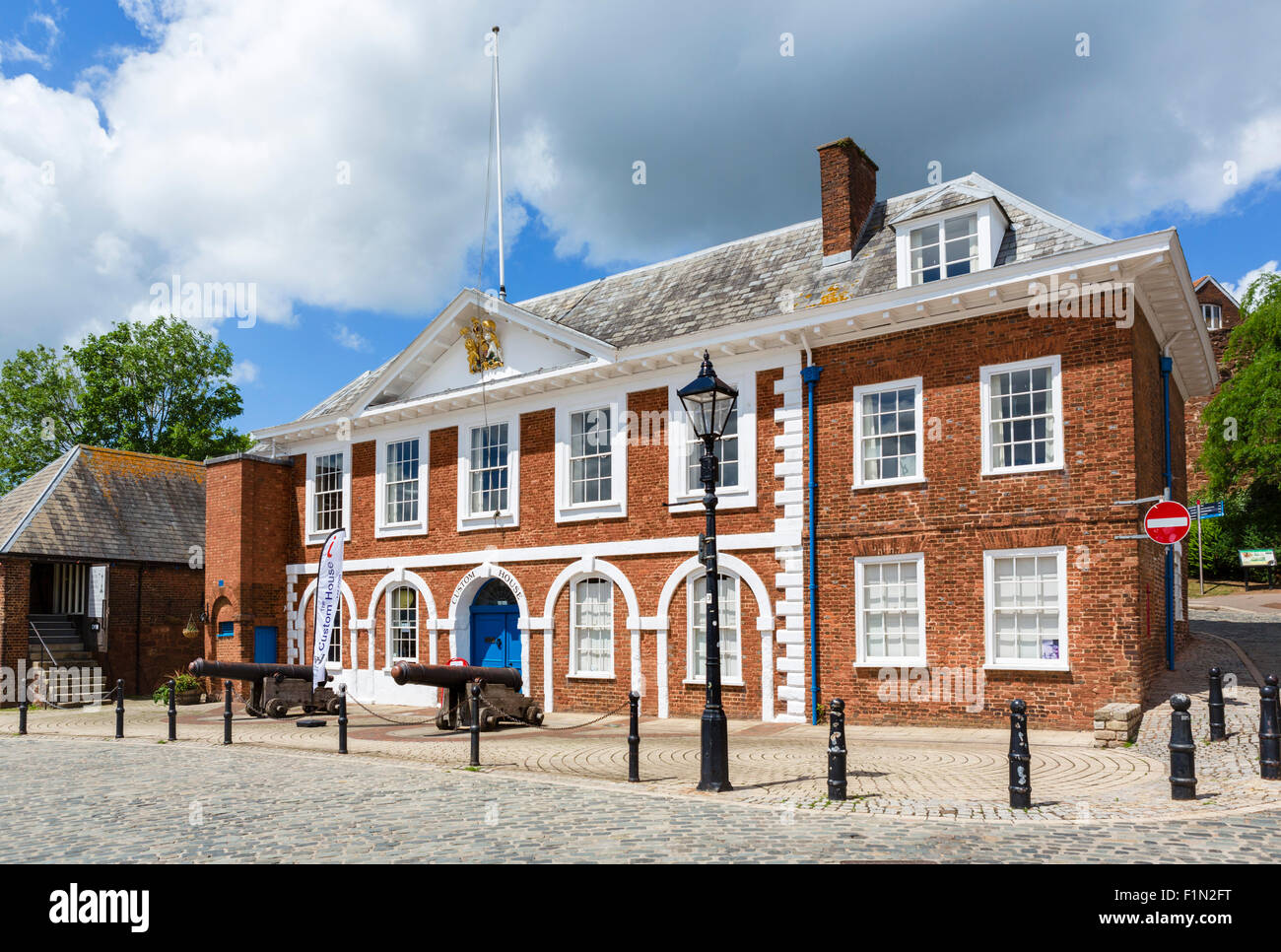 The historic Custom House, The Quay, Exeter, Devon, England, UK Stock Photo