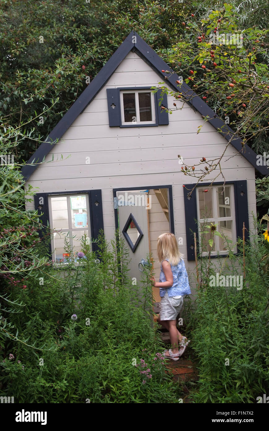 wendy house wooden playhouse