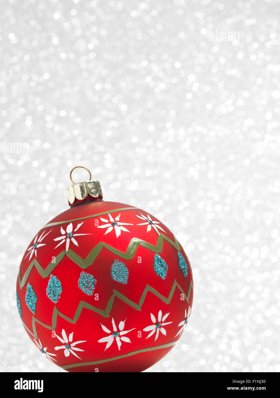 Silver bauble macro hi-res stock photography and images - Alamy