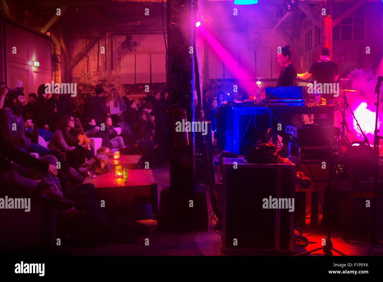 Neue Heimat High Resolution Stock Photography And Images Alamy