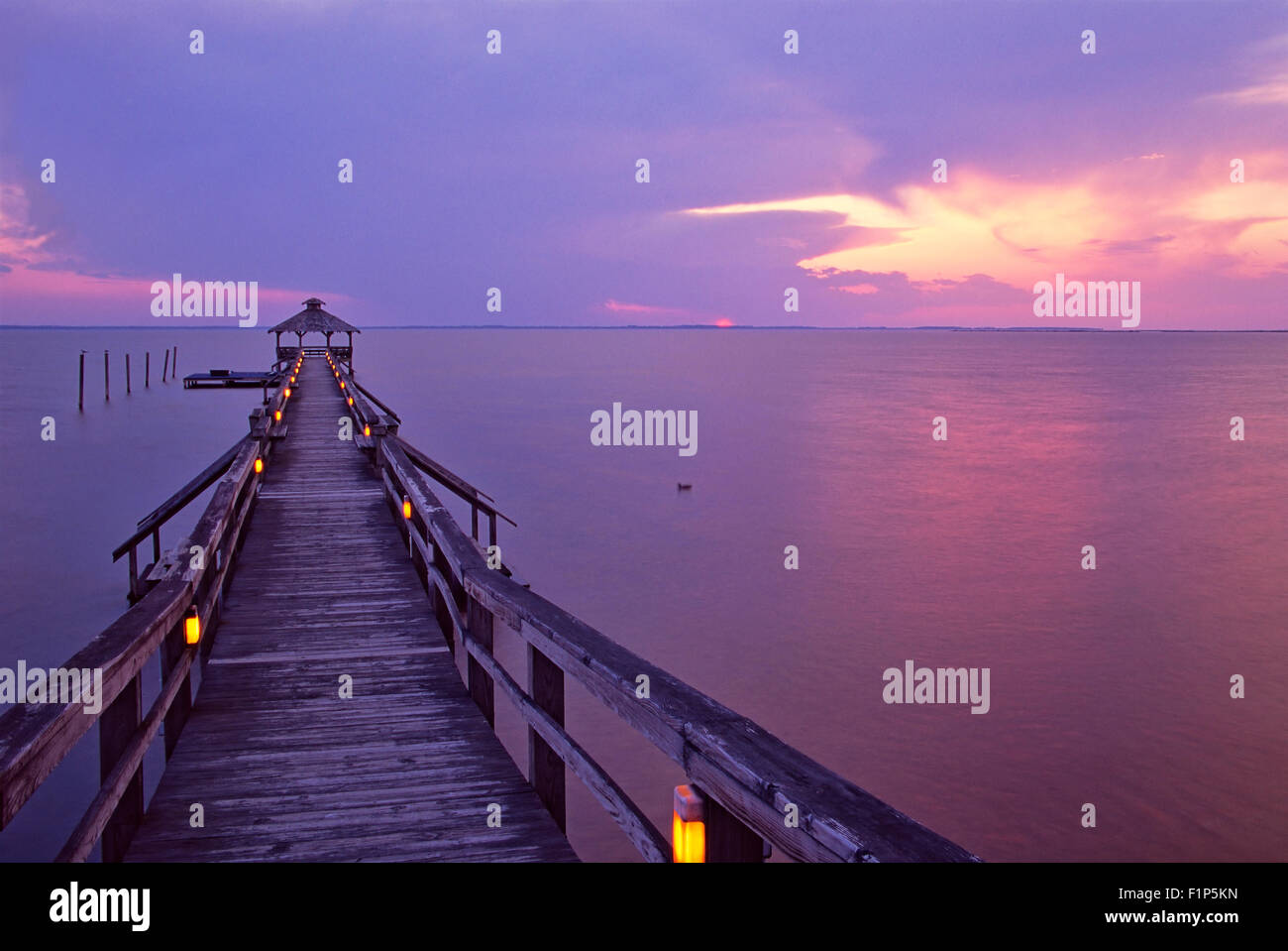 20 Surprising Facts About the Currituck Beach Lighthouse | Northern Outer  Banks, image size:1300x959