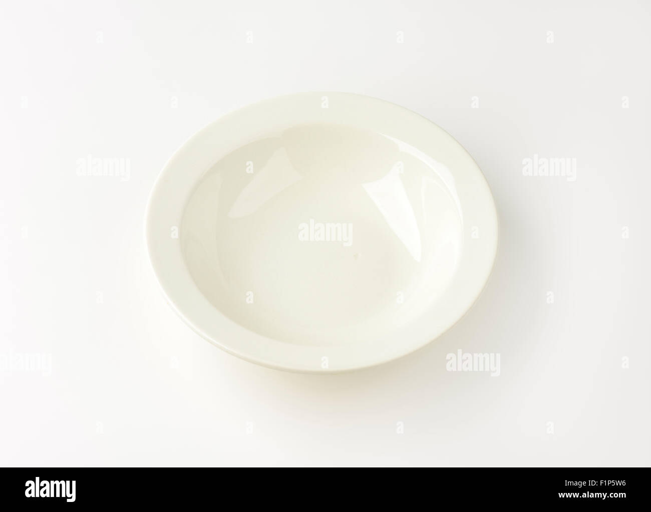 empty white plate on white background Stock Photo - Alamy