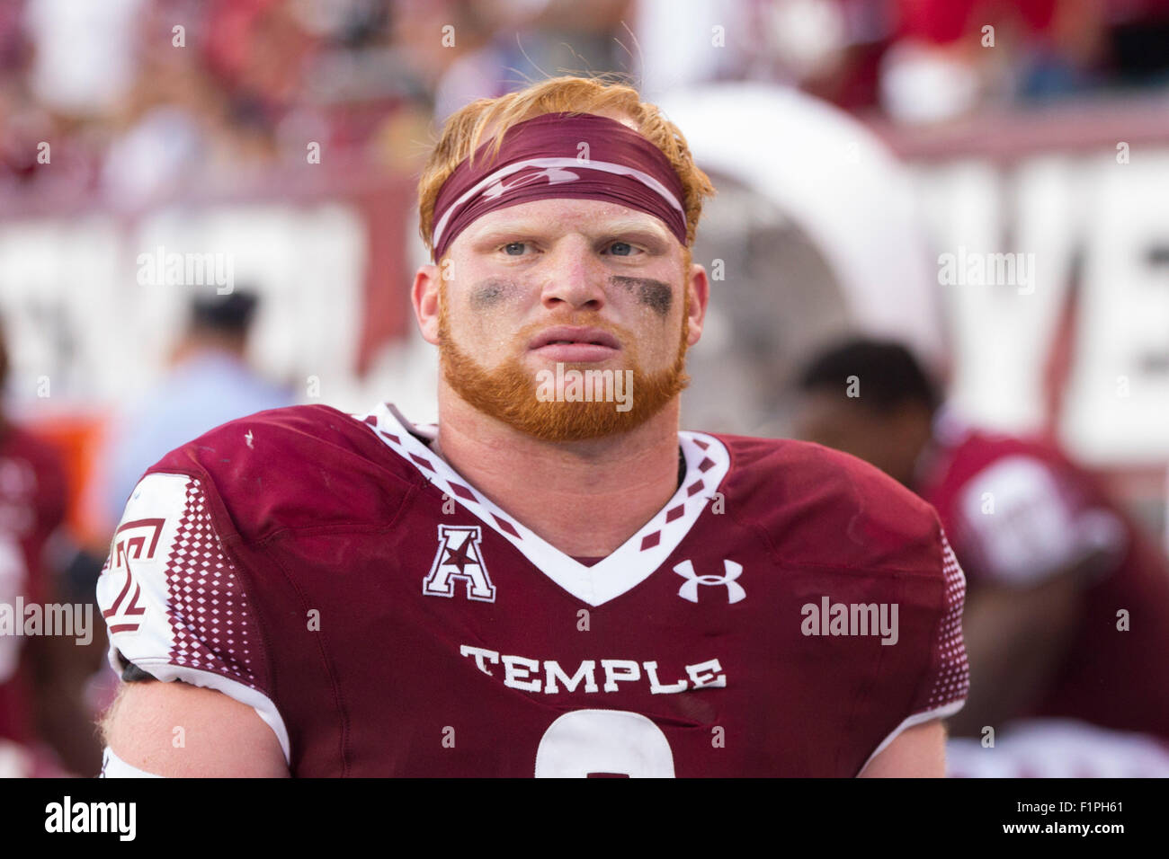 September 5, 2015: Temple Owls linebacker Tyler Matakevich (8) looks on during the NCAA football game between the Penn State Nittany Lions and the Temple Owls at Lincoln Financial Field in Philadelphia, Pennsylvania. The Temple Owls won 27-10. Christopher Szagola/CSM Stock Photo