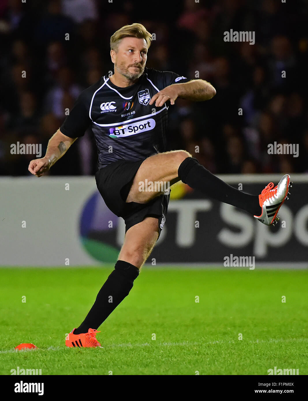 Twickenham, UK. 04th Sep, 2015. Rugby Aid 2015. Celebrities versus ...