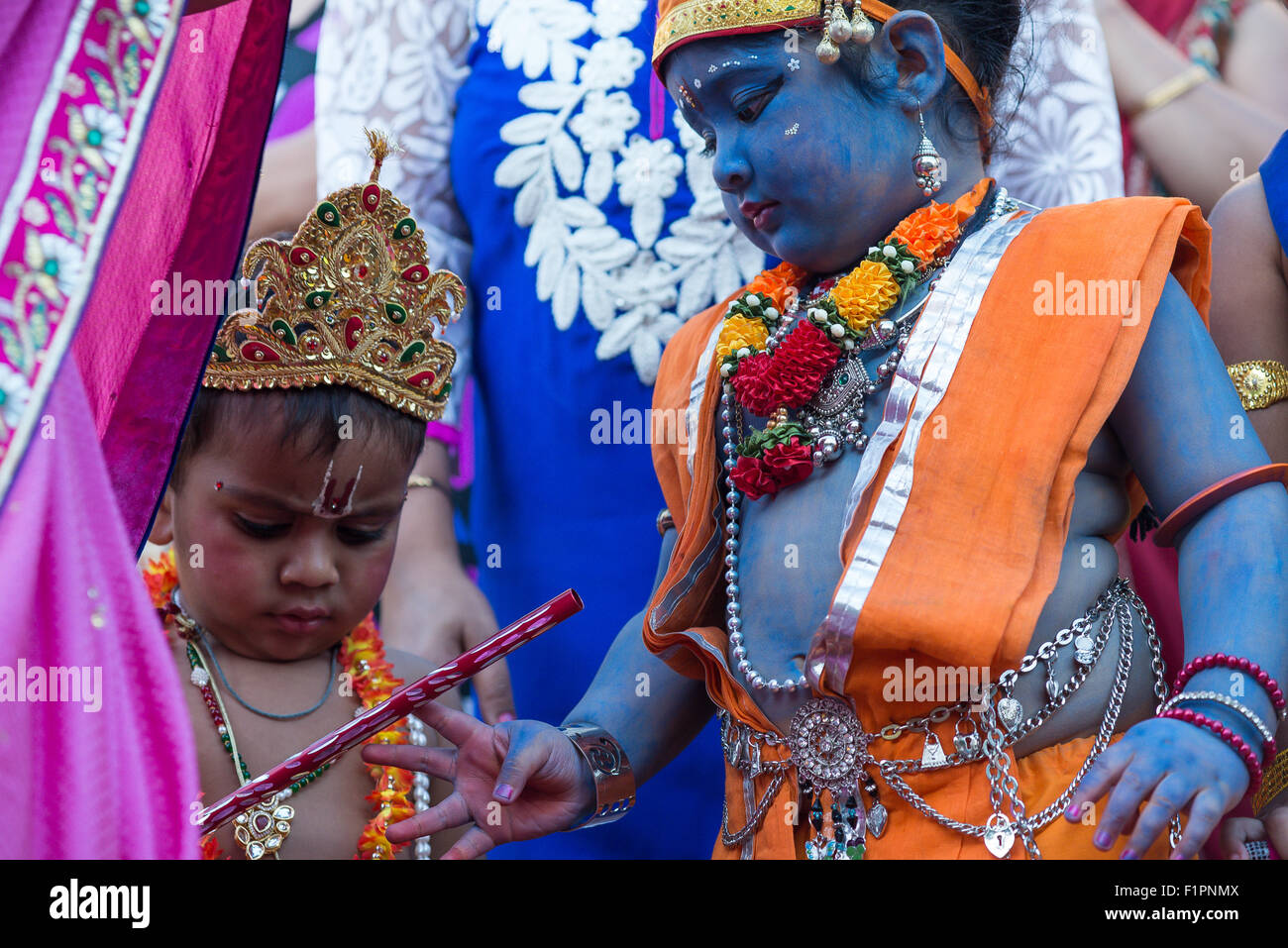 Glen Oaks, United States. 05th Sep, 2015. Two children dressed as ...