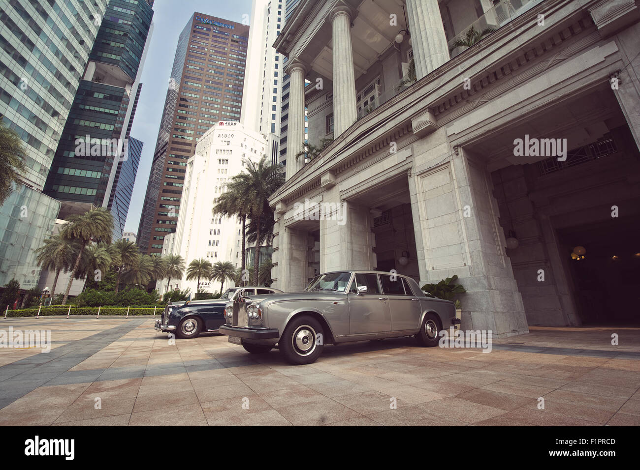The Vintage Cars Are Displayed At The Major Street In Downtown