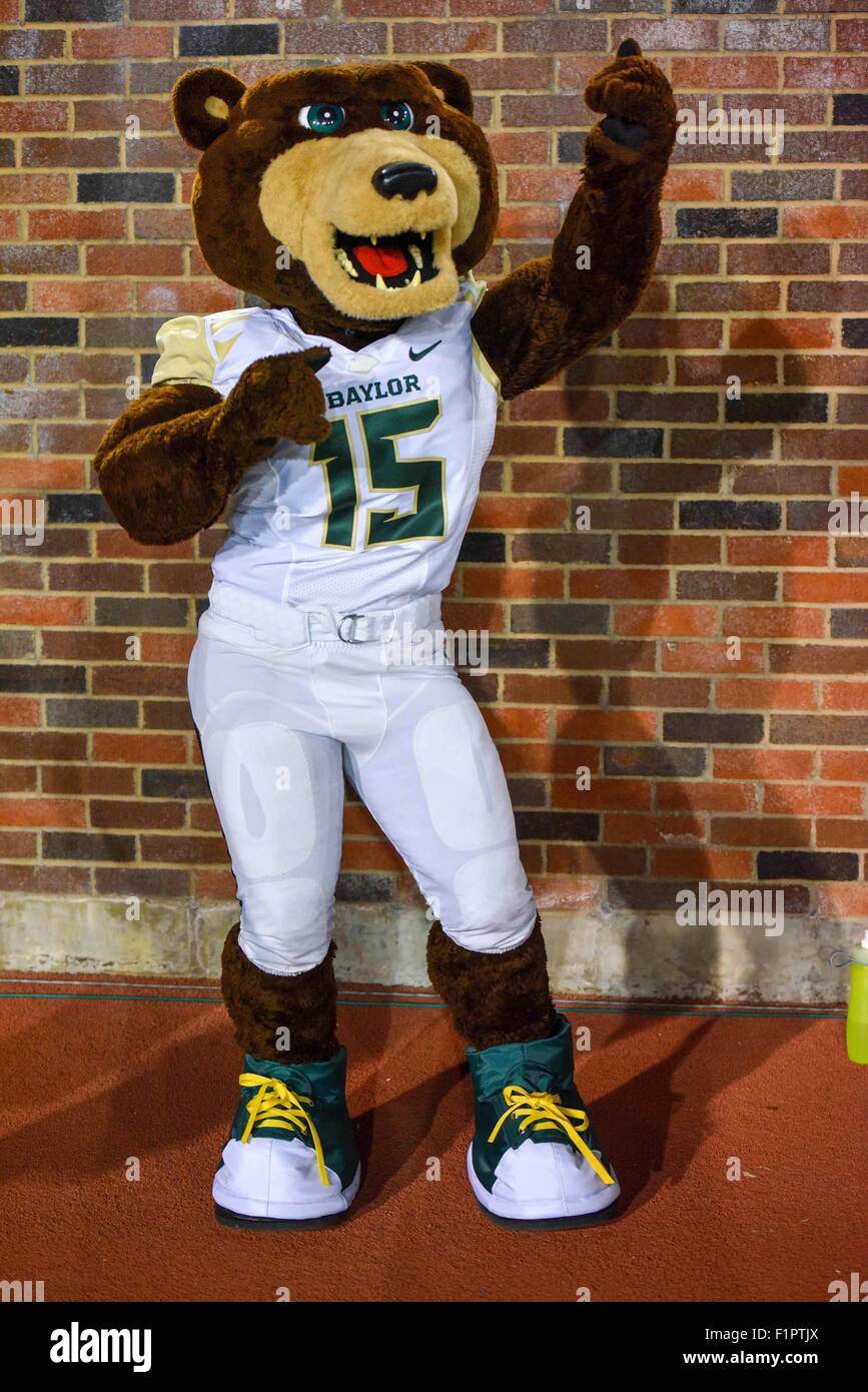 September 4th, 2015:.baylor Bears Mascot, Bruiser In Action During An 