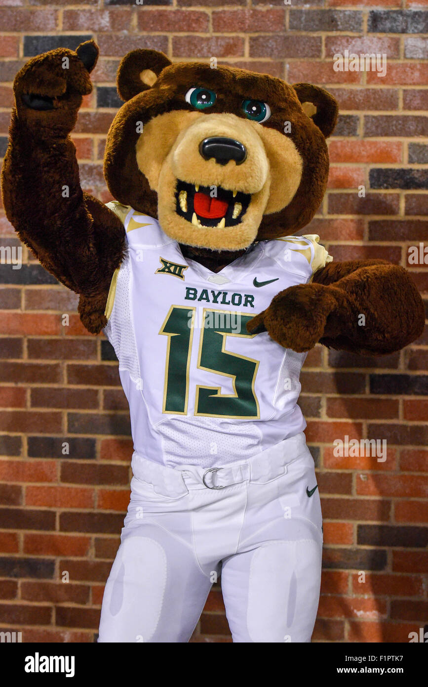 September 4th, 2015:.Baylor Bears mascot, Bruiser in action during an ...