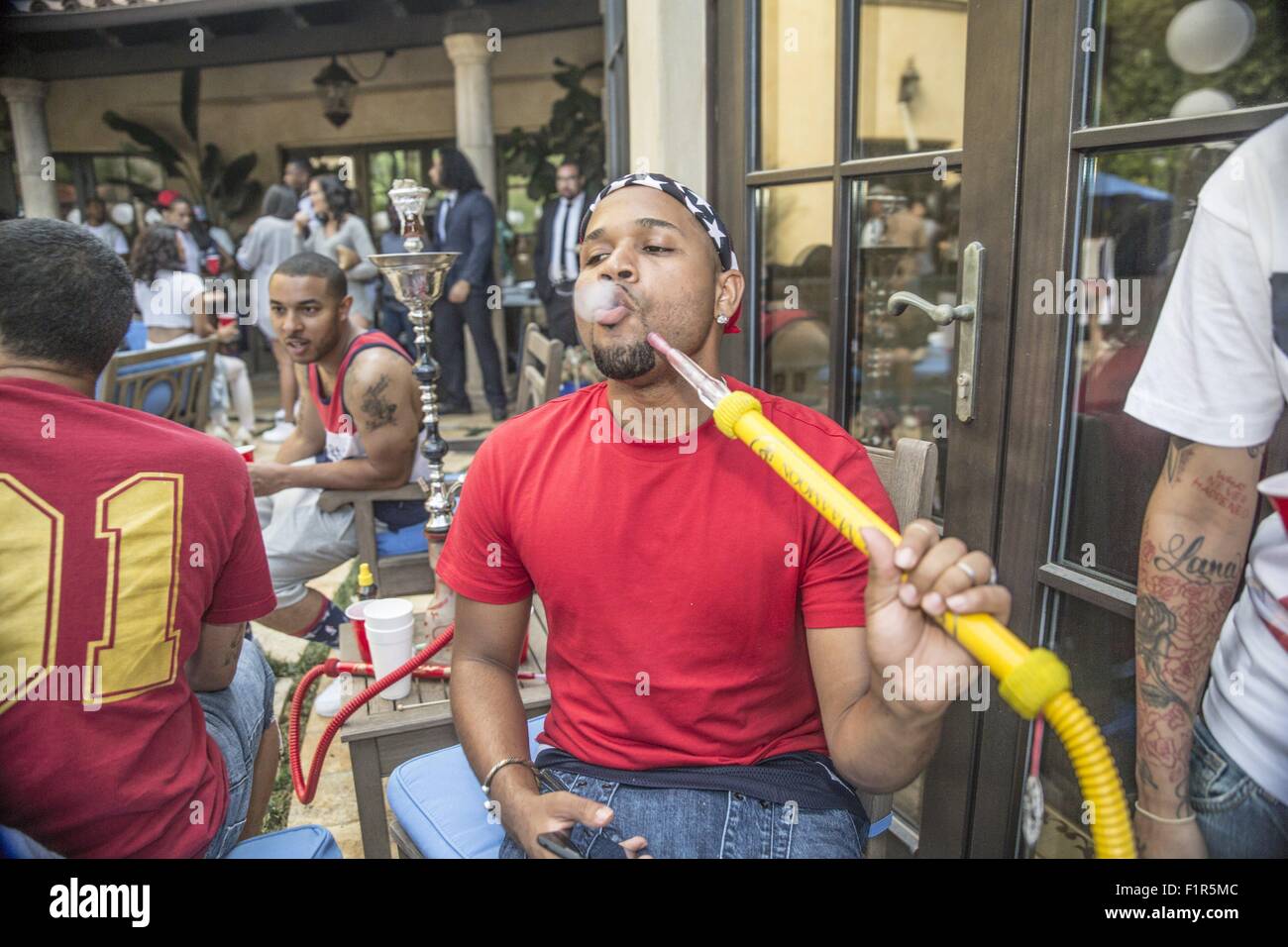 Karrueche trans 4th july pool hi-res stock photography and images - Alamy