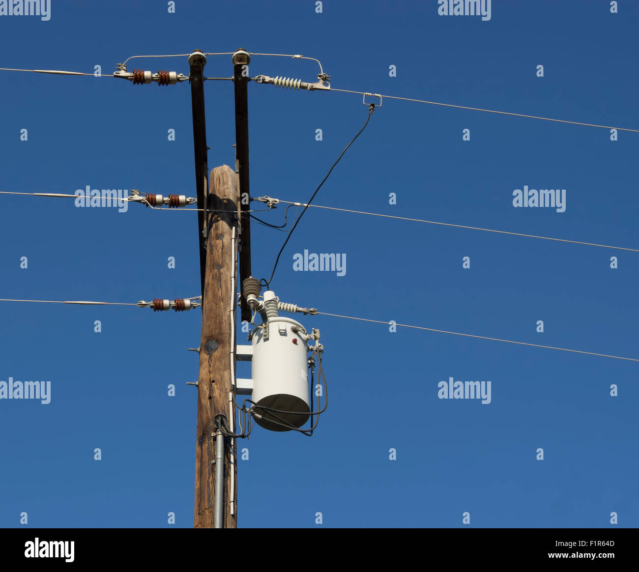 Power poles lines hires stock photography and images Alamy